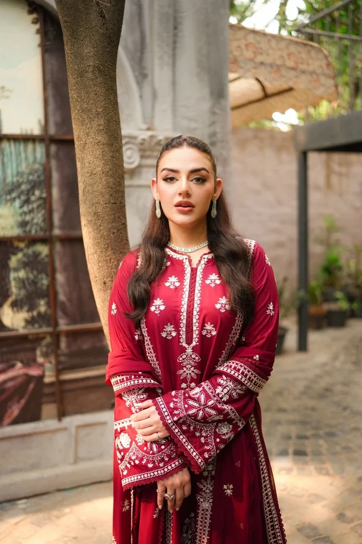Aneelas Stitched Dhanak Emb 3pc Emb Chiffon Duppata V737 Alternate